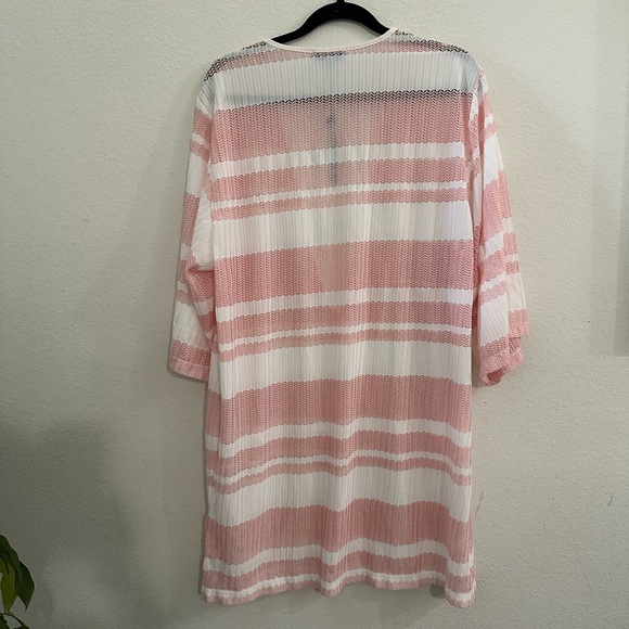 Pink and White Striped Cover-Up Sz L resort vacation beach 🏖️ - Picture 2 of 6